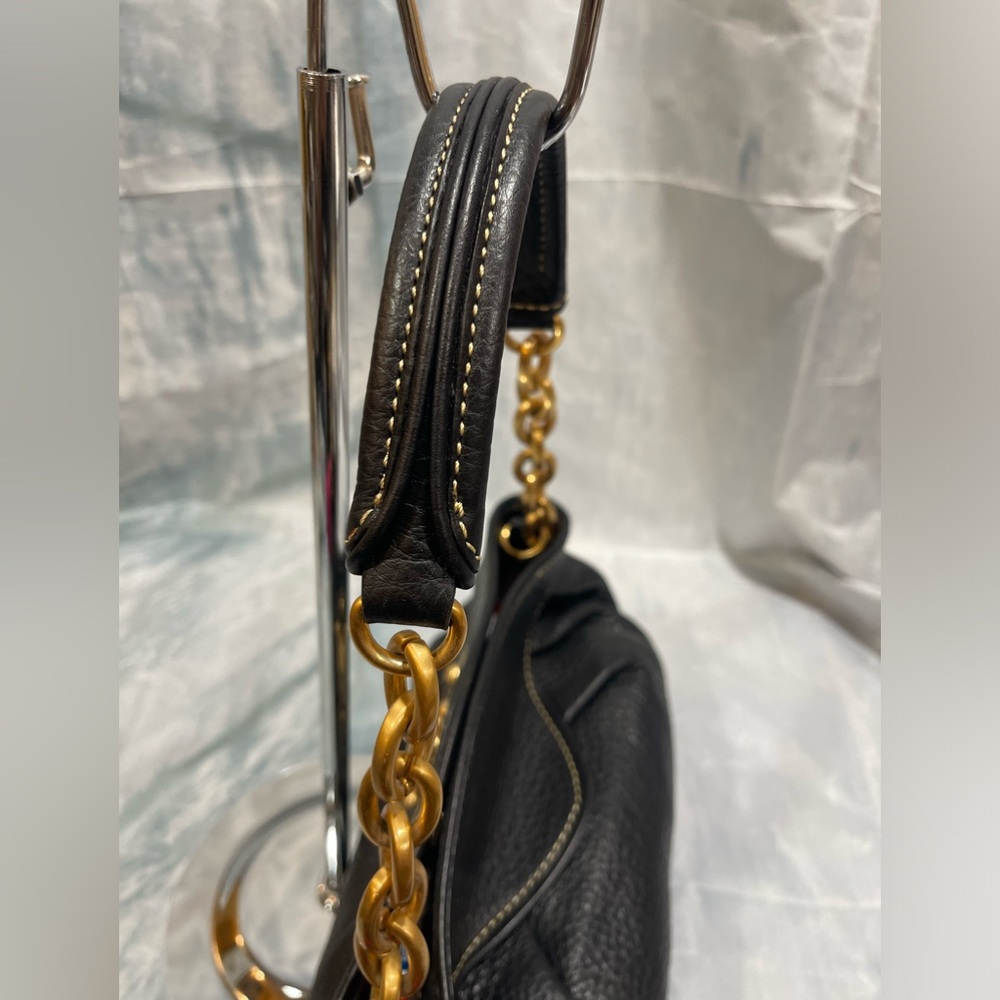 MAXX New York Leather Hobo Shoulder Bag - Picture 3 of 9